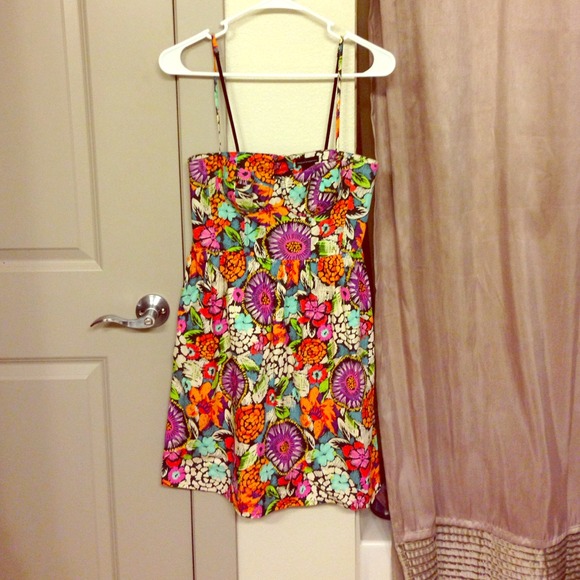 MODA international tropical floral dress.