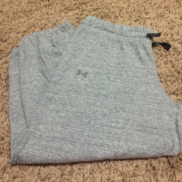 Under Armour Pants - Under Armour cotton capris