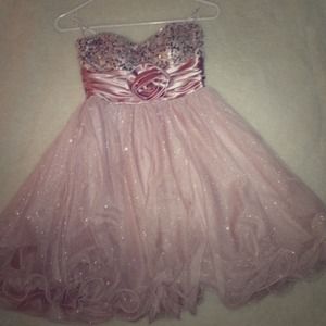 Sparkly pink short dress