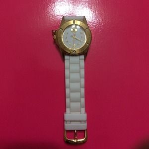 Juicy Couture Accessories - ✨Authentic Juicy Coutute watch✨ Juicy Couture Accessories - ✨Authentic Juicy Coutute watch✨