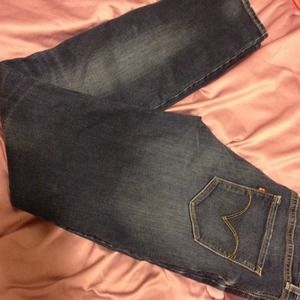 27" Levi's High Rise Skinny Jeans