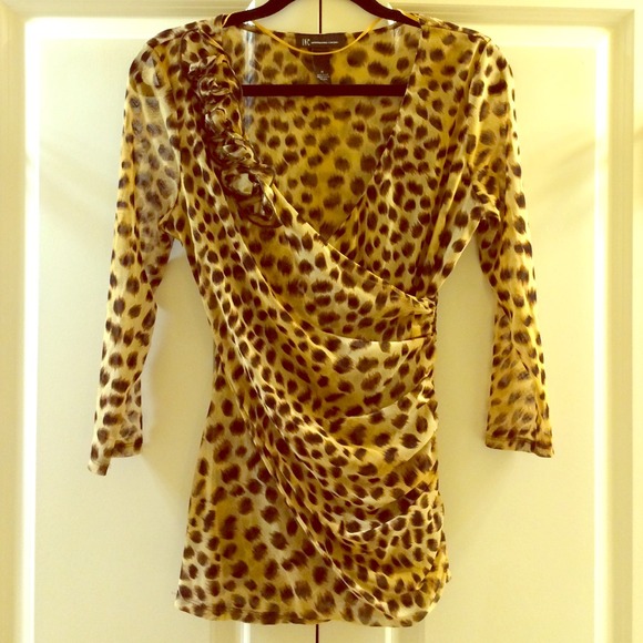 INC leopard top (med)