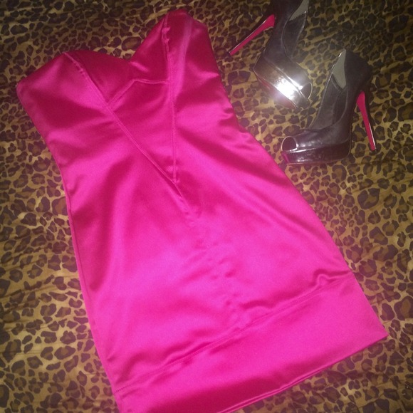bebe strapless vava voom hot pink dress