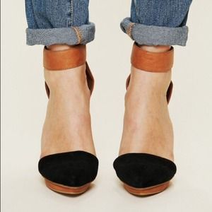 Jeffrey Campbell Shoes - JEFFREY CAMPBELL SOLITAIRE PUMPS HEELS | 7.5 Jeffrey Campbell Shoes - JEFFREY CAMPBELL SOLITAIRE PUMPS HEELS | 7.5