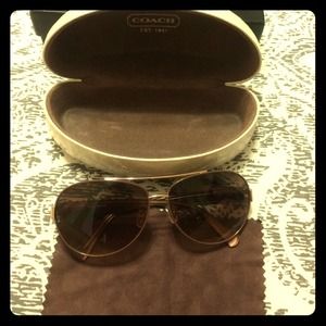 Coach Accessories - ✨Authentic Coach Sunnies😎✨ Coach Accessories - ✨Authentic Coach Sunnies😎✨