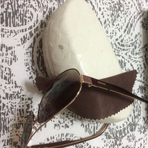 Coach Accessories - ✨Authentic Coach Sunnies😎✨ Coach Accessories - ✨Authentic Coach Sunnies😎✨