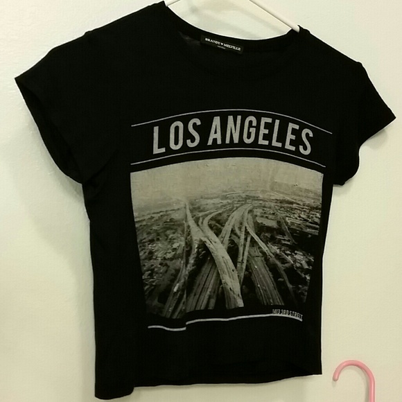 Brandy Melville LA Crop top