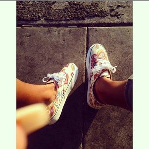 Vans Paisley P's ??