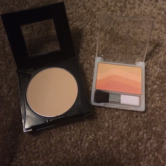 Makeup Bundle - Picture 3 of 4