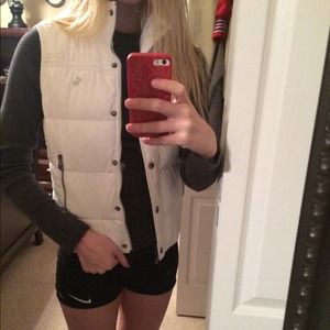 Abercrombie white puffy vest!!