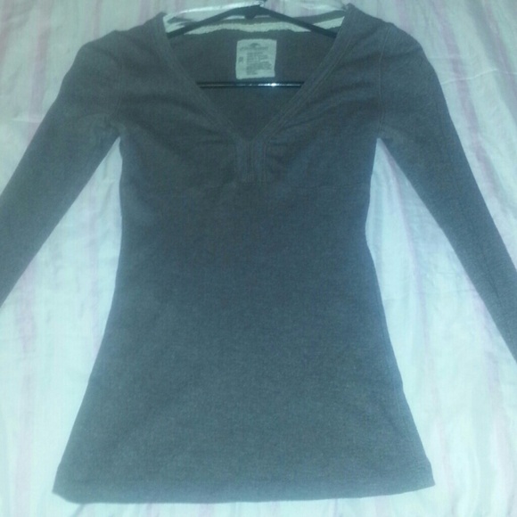 Brown long sleeve v-neck