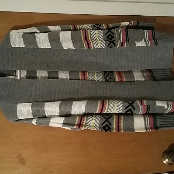 Tribal print sweater!