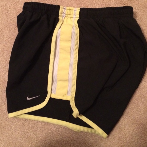 NWOT - Picture 2 of 3
