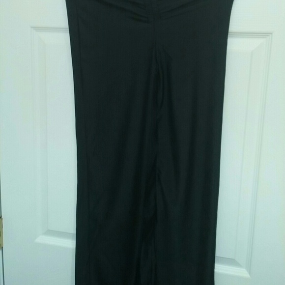 ✅SOLD*Black Bodycon Skirt Set 💥LAST ONE💥 - Picture 3 of 4