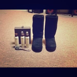Tall black ugg boots