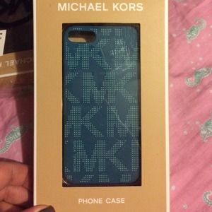 MICHAEL Kors iPhone 5s almost new case