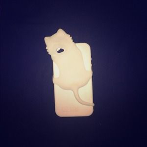 Iphone 4 kitty case $5 through PayPal