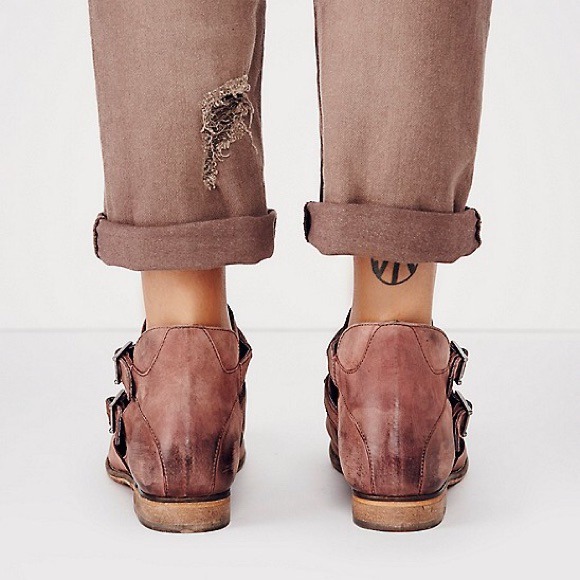 ❌Sold❌Free People Braeburn Ankle Boots - Picture 2 of 4
