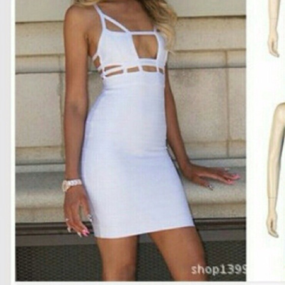 White bandage bodycon dress & paloozo pants