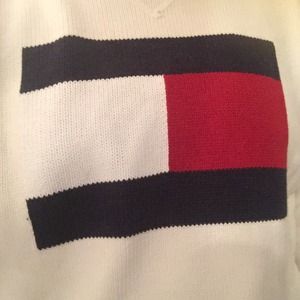 Tommy Hilfiger chunky logo sweater