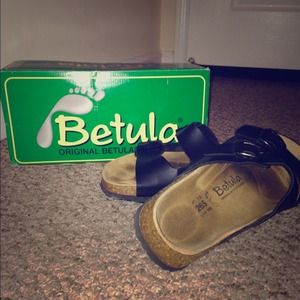 Betula- Birkenstock- sandals!