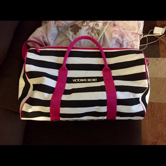 Vs duffel bag