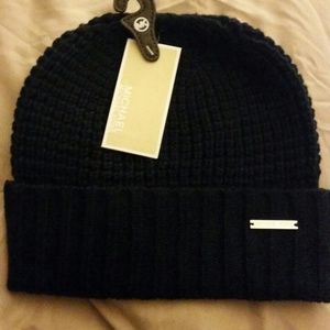 MK HAT