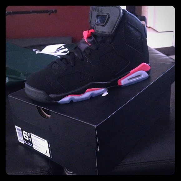 Jordan 6 SOLD - Picture 1 of 4