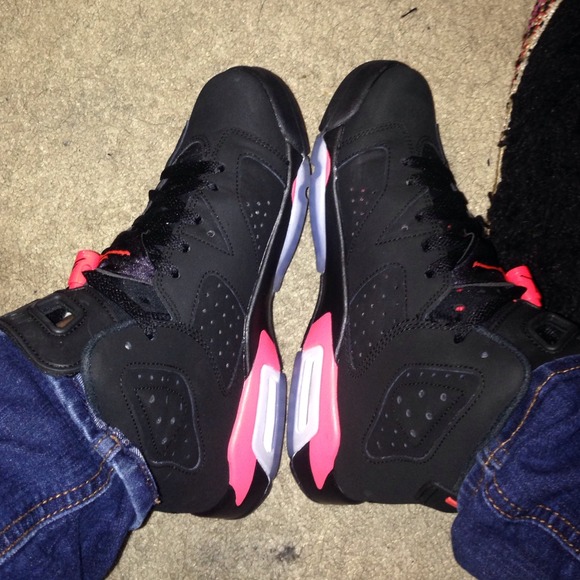 Jordan 6 SOLD - Picture 2 of 4