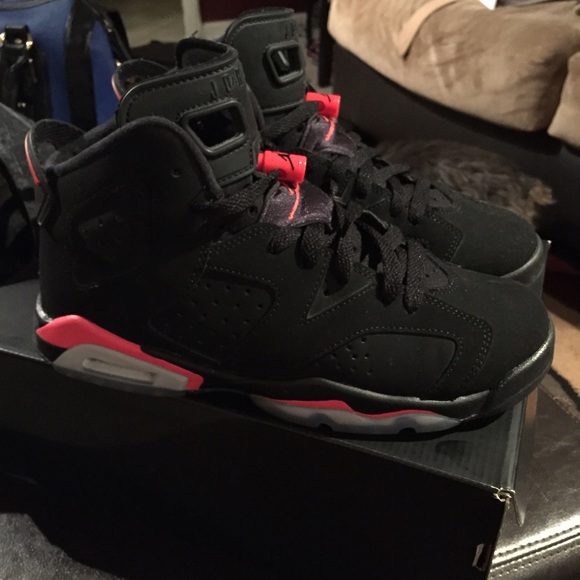 Jordan 6 SOLD - Picture 3 of 4