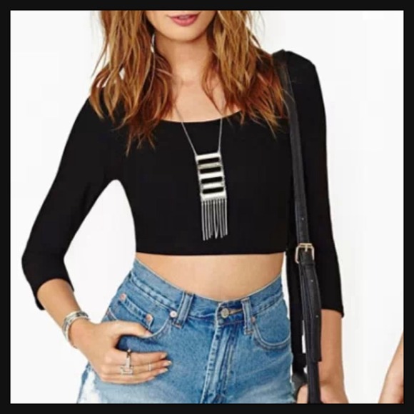 Black Open Back Crop Top - Picture 4 of 7