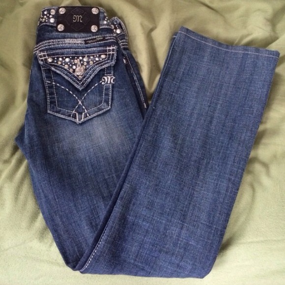 Price is reasonable perfect condition jeans