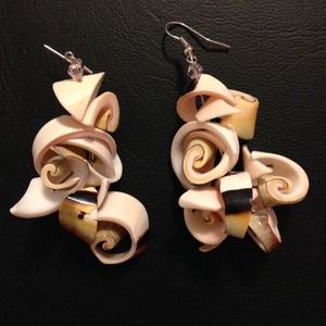 Seashell earrings!
