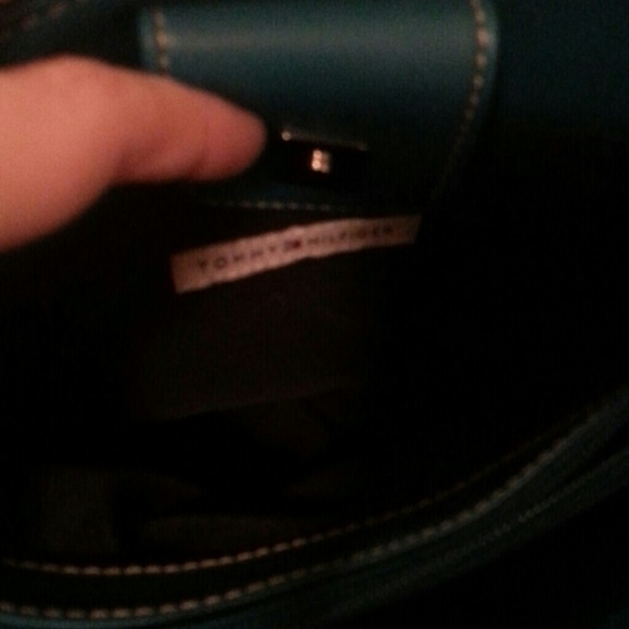 TOMMY HILFIGER TURQUOISE HANDBAG - Picture 2 of 4
