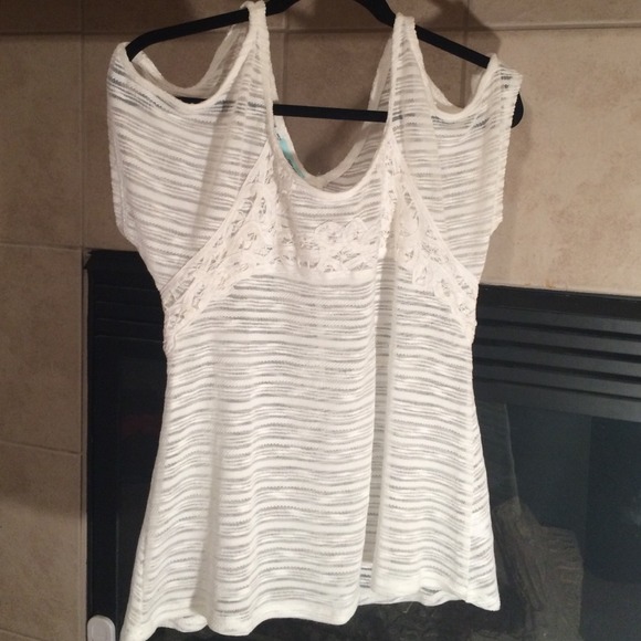 Open shoulder white shirt