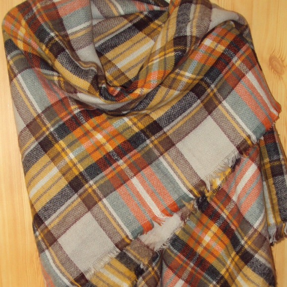 Accessories | Orange Plaid blanket scarf Fall - Picture 4 of 4