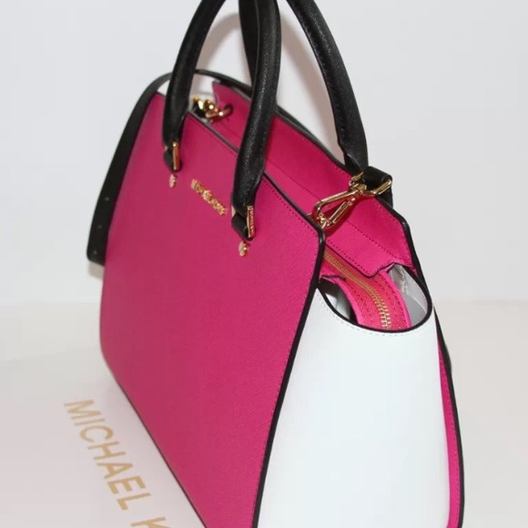 Sold - Picture 2 of 4