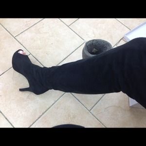 Perfect suede black knee high heels