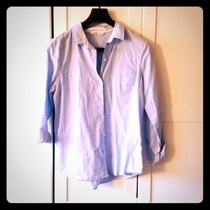 Light blue, 100% cotton button down