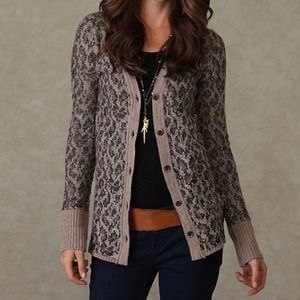 🎉HOST PICK 12/9🎉 Free People Kitty Kat Cardigan