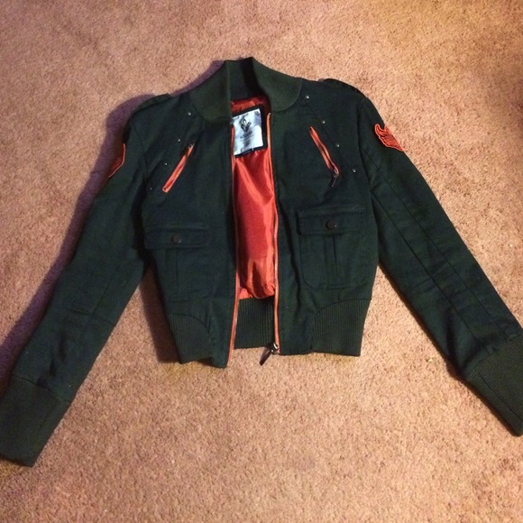 cute jacket - Picture 2 of 2