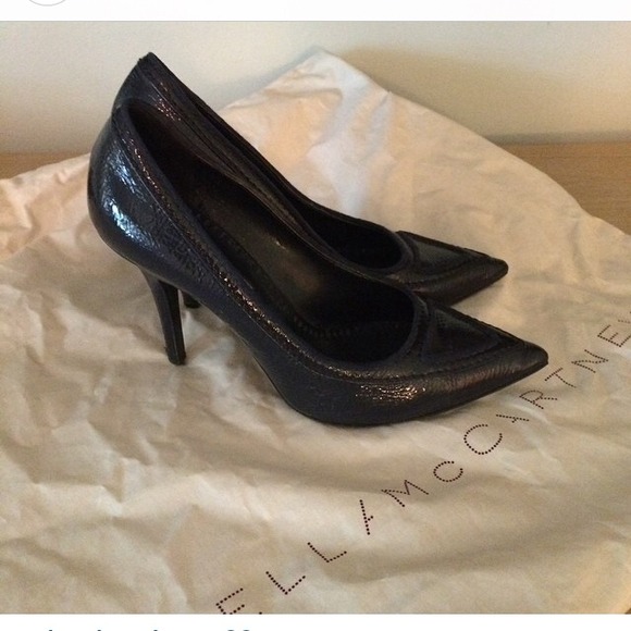 Stella McCartney Navy Patent Pumps