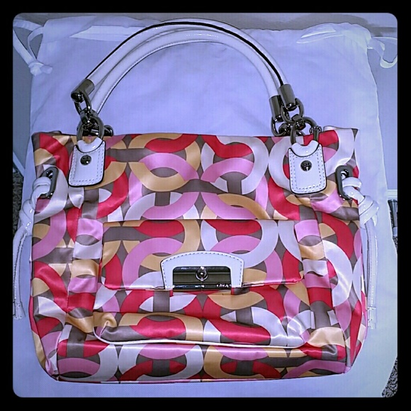 NWT: Coach Tote Bag
