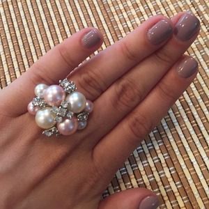 Brand New - Pearls and Light Pink adjustable ring