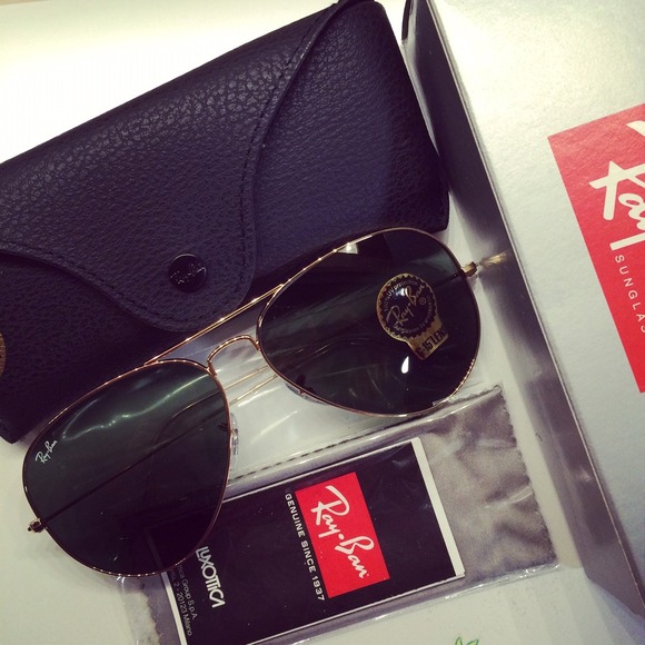 Ray-Ban Accessories - Ray-Ban Gold Aviator 62mm