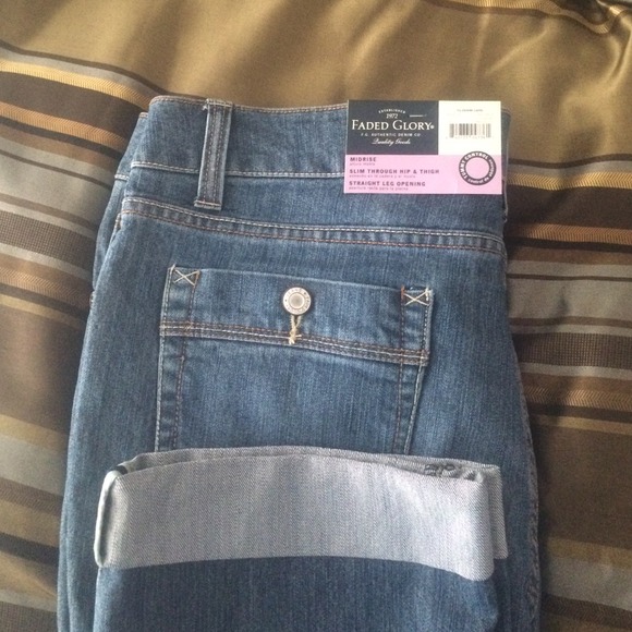 NWT Jean Capri's