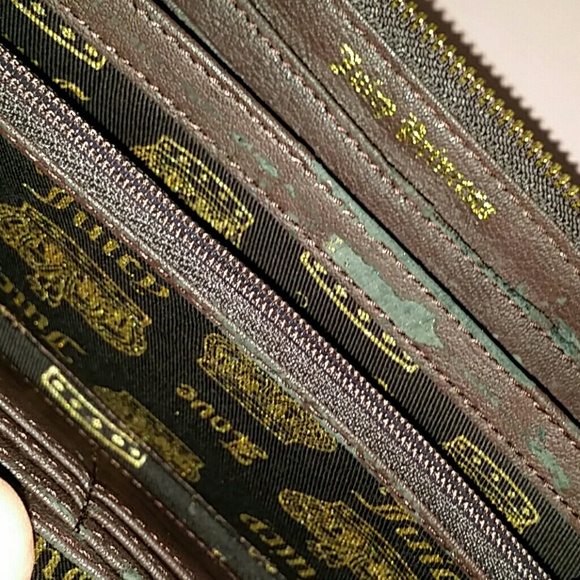 Juicy Couture Velour Matching Wallet - Picture 3 of 3