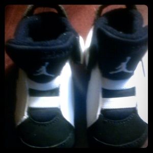 Infant Retros Jordans