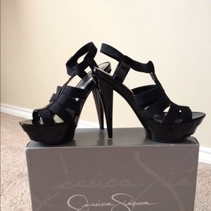 Jessica Simpsons kambodia pump