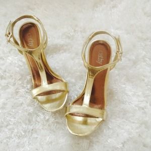 Classy holiday heels